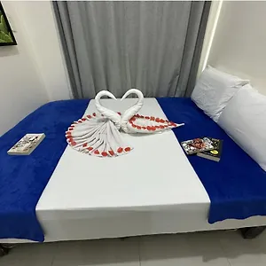 Apartment Stays At Residences 1 Studio Couples Bed With Complimentary Breakfast For 2, Manila